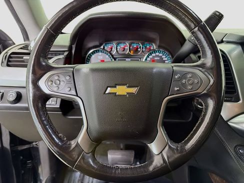 Used 2018 Chevrolet Tahoe Premier RWD image 12