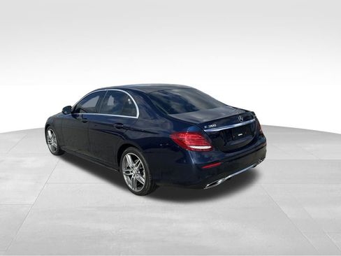 Used 2017 Mercedes-Benz E 300 4MATIC image 3