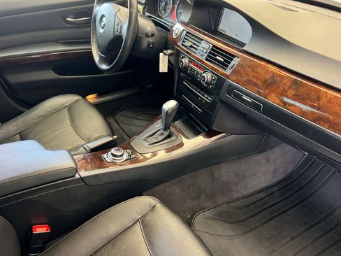 Used 2011 BMW 328i xDrive Sedan AWD/4WD image 15