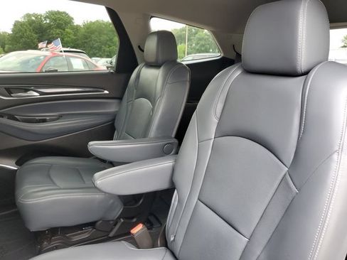 Used 2021 Buick Enclave Essence w/ Trailering Package, 5000 lbs. FWD image 28