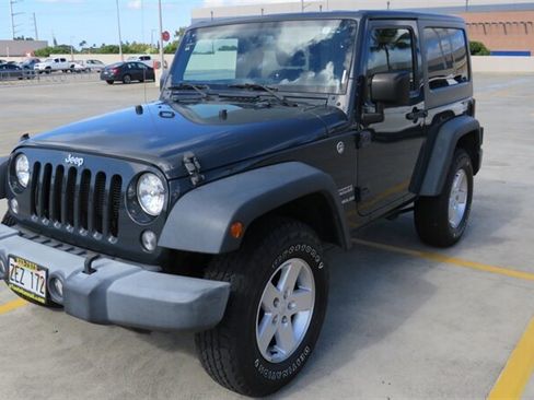 Used 2017 Jeep Wrangler Sport w/ Quick Order Package 24S AWD/4WD image 3