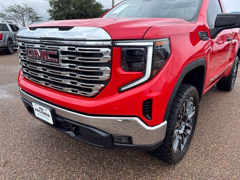 Used 2025 GMC Sierra 1500 Pro w/ Pro Value Package AWD/4WD image 6