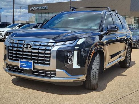 Used 2024 Hyundai Palisade Calligraphy image 2