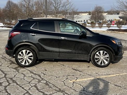 Used 2020 Buick Encore Preferred image 8