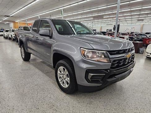 Used 2021 Chevrolet Colorado LT w/ Fleet Safety Package image 3