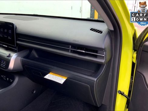 Used 2024 Hyundai Kona SEL image 16