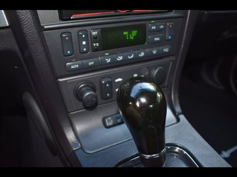 Used 2004 Ford Thunderbird RWD image 11