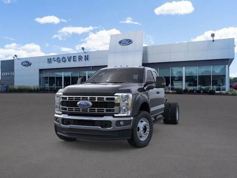 New 2026 Ford F550 4x4 Supercab Super Duty image 4