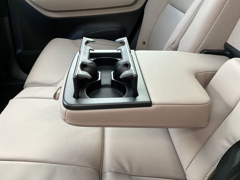 New 2026 Volvo XC90 B6 Ultra w/ Lounge Package image 33