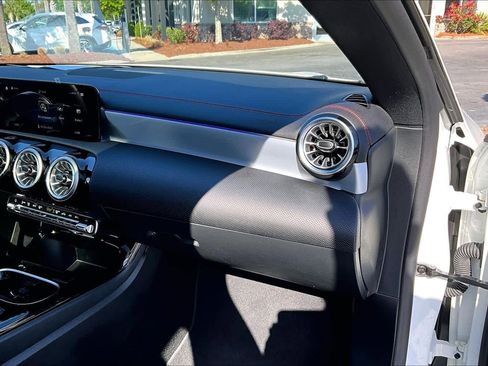 Used 2023 Mercedes-Benz CLA 250 image 19