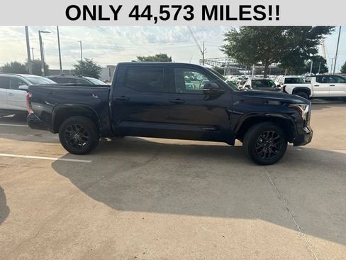 Used 2023 Toyota Tundra Platinum AWD/4WD image 2