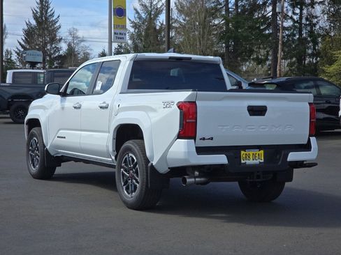New 2026 Toyota Tacoma TRD Sport image 4