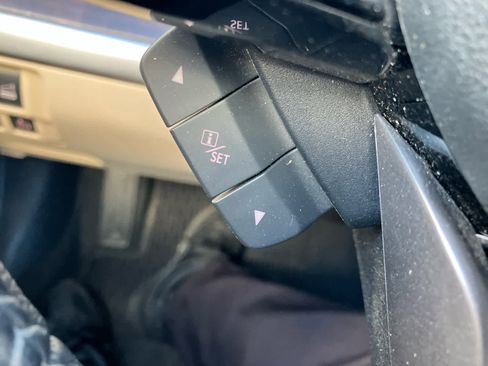 Used 2018 Subaru Outback 2.5i Limited image 18