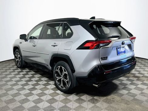 Used 2024 Toyota RAV4 XSE w/ Weather Package AWD/4WD image 5