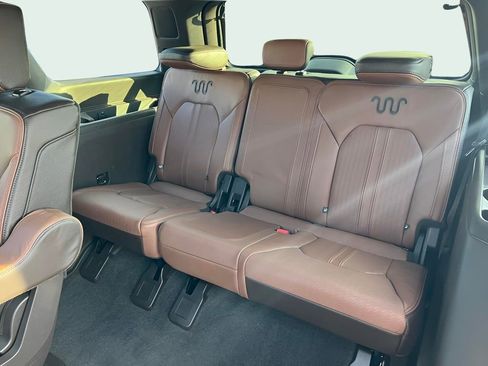 Used 2024 Ford Expedition King Ranch image 15