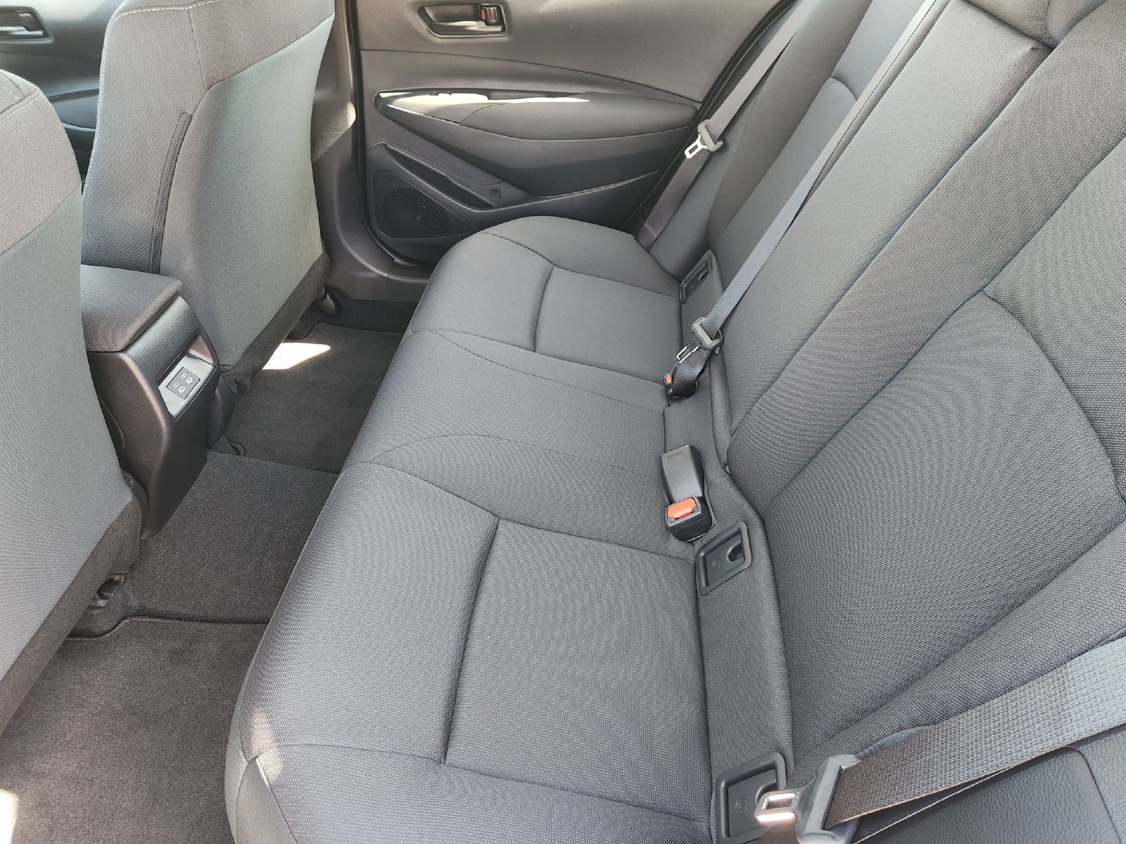 New 2027 Toyota Corolla LE FWD image 25