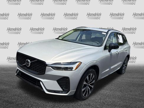 Certified 2024 Volvo XC60 B5 Core w/ Protection Package Premier AWD/4WD image 5