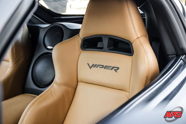 Used 2009 Dodge Viper ACR RWD image 24
