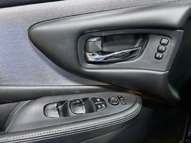 Used 2019 Nissan Murano SL AWD/4WD image 17