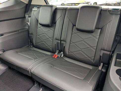 New 2026 Volkswagen Atlas SE image 29