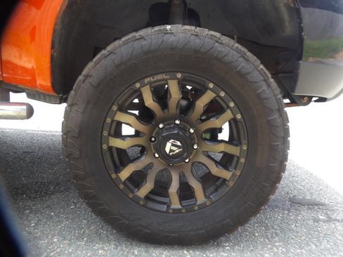 Used 2004 Ford F350 Harley-Davidson image 19