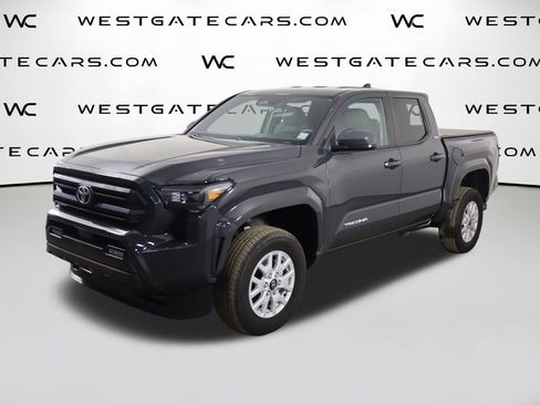 Used 2024 Toyota Tacoma SR5 image 1