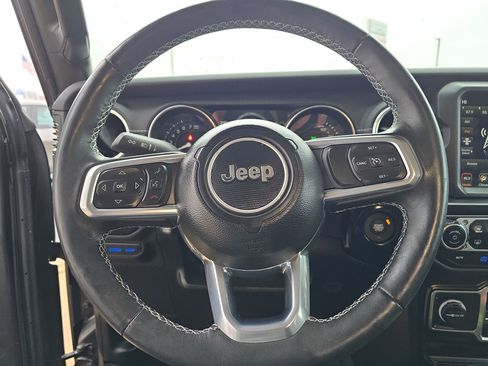 Used 2023 Jeep Wrangler Unlimited Sahara w/ Cold Weather Group image 14