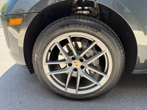 Used 2026 Porsche Macan Turbo AWD/4WD image 11