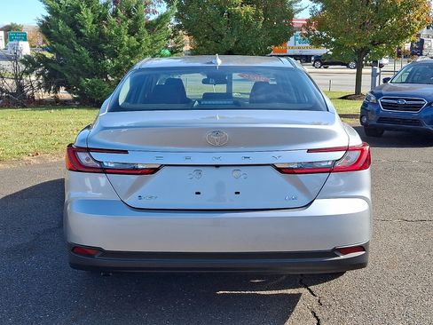 Certified 2025 Toyota Camry LE image 5