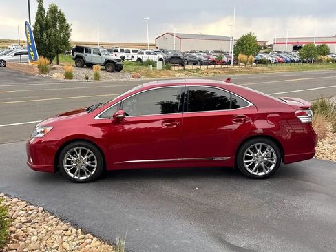 Used 2010 Lexus HS 250h Premium w/ Preferred Accessory Package FWD image 42