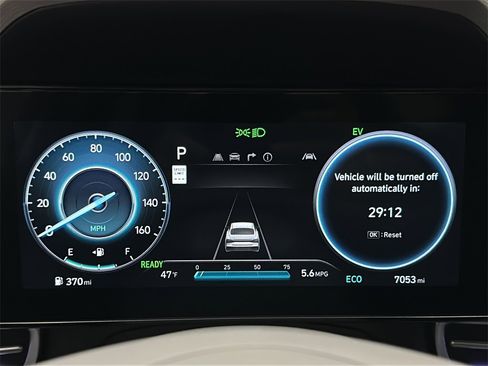 Certified 2024 Hyundai Elantra Blue image 18