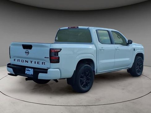 New 2026 Nissan Frontier SV w/ All-Weather Content Package AWD/4WD image 9