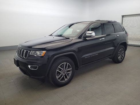 Used 2020 Jeep Grand Cherokee Limited AWD/4WD image 2