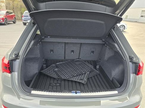 Used 2024 Audi Q3 2.0T Premium Plus image 13