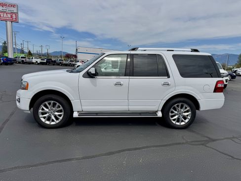 Used 2017 Ford Expedition Limited AWD/4WD image 7