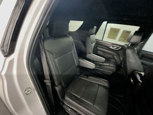 Used 2021 Chevrolet Tahoe Z71 w/ Z71 Signature Package image 27