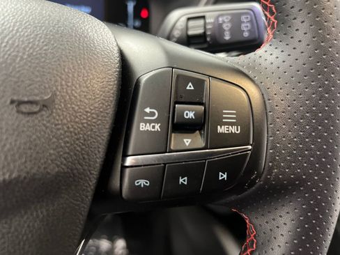 Used 2025 Ford Escape ST-Line AWD/4WD image 37