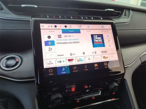 New 2025 Jeep Grand Cherokee L Limited w/ Trailer Tow Package image 16