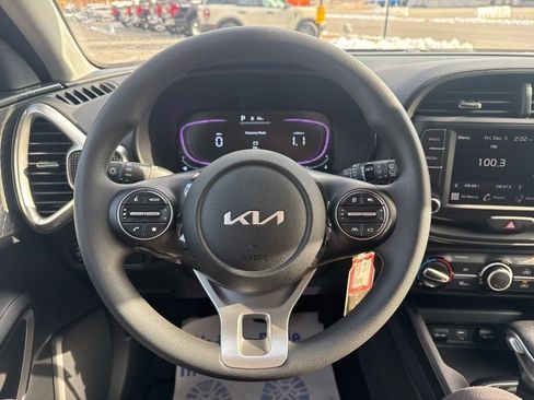 New 2025 Kia Soul LX image 23
