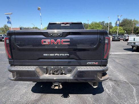 Used 2024 GMC Sierra 2500 AT4 w/ AT4 Premium Plus Package AWD/4WD image 6