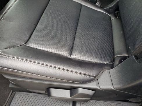 Used 2022 Ford Explorer Limited image 16