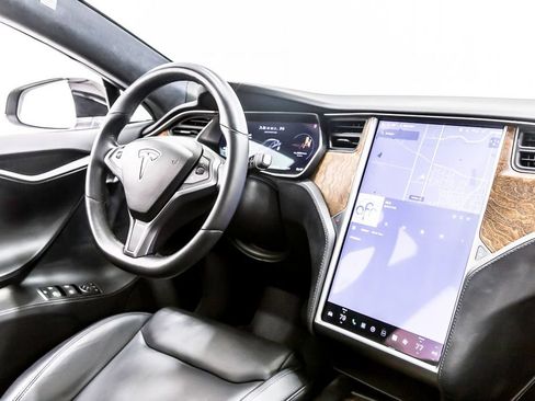 Used 2020 Tesla Model S Long Range AWD/4WD image 21
