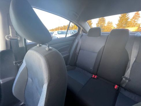 Used 2025 Nissan Versa SV FWD image 37