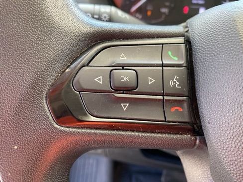 Used 2025 RAM ProMaster 2500 w/ Convenience Group image 17