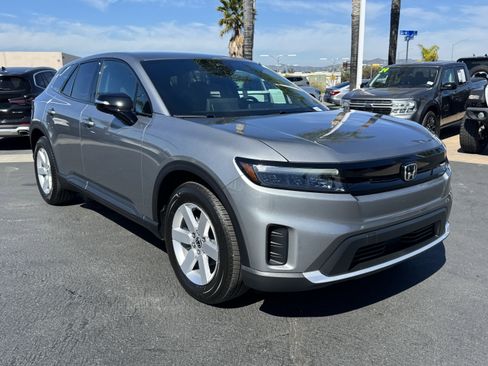 Used 2025 Honda Prologue EX image 2