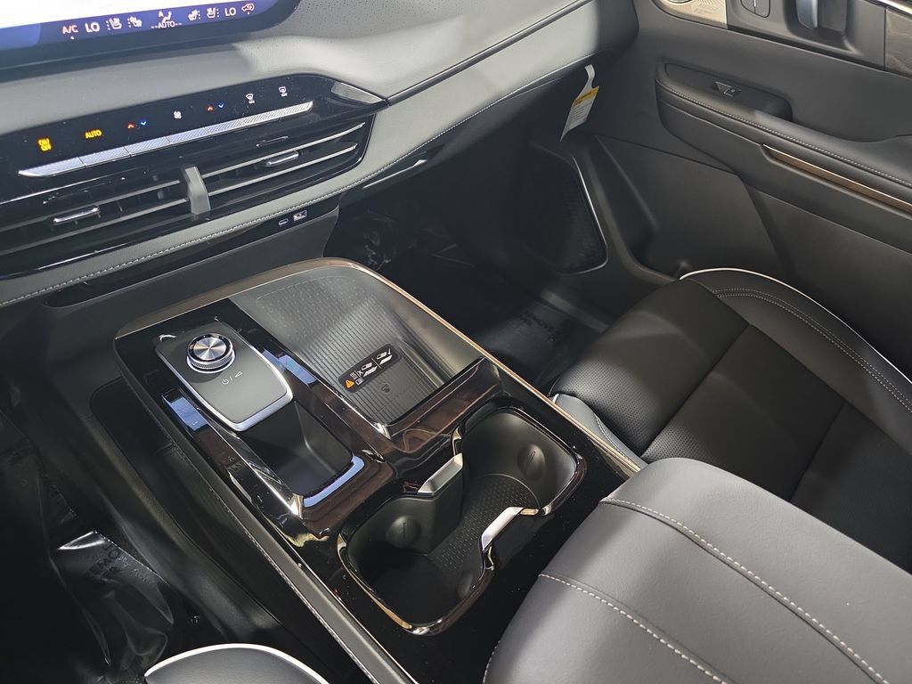 New 2026 Buick Enclave Avenir w/ Super Cruise Package AWD/4WD image 29