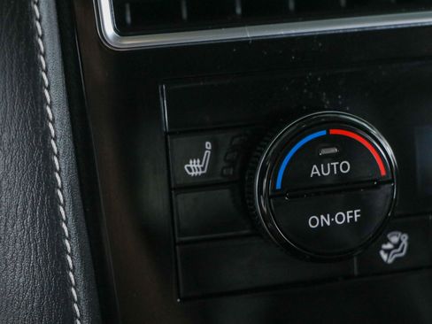 Used 2024 INFINITI QX80 Premium Select w/ All-Season Package image 22