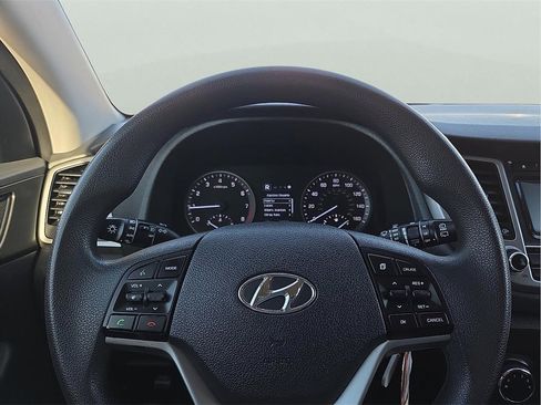 Used 2016 Hyundai Tucson SE w/ Option Group 02 image 19