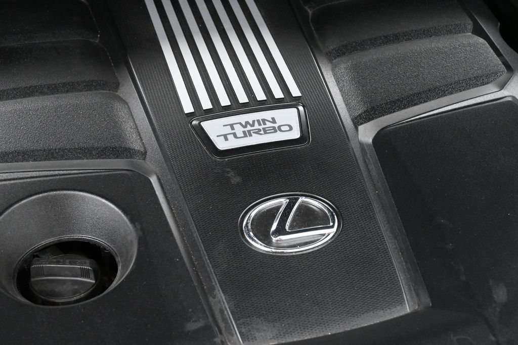 Used 2024 Lexus LX 600 4WD w/ Appearance Package image 38