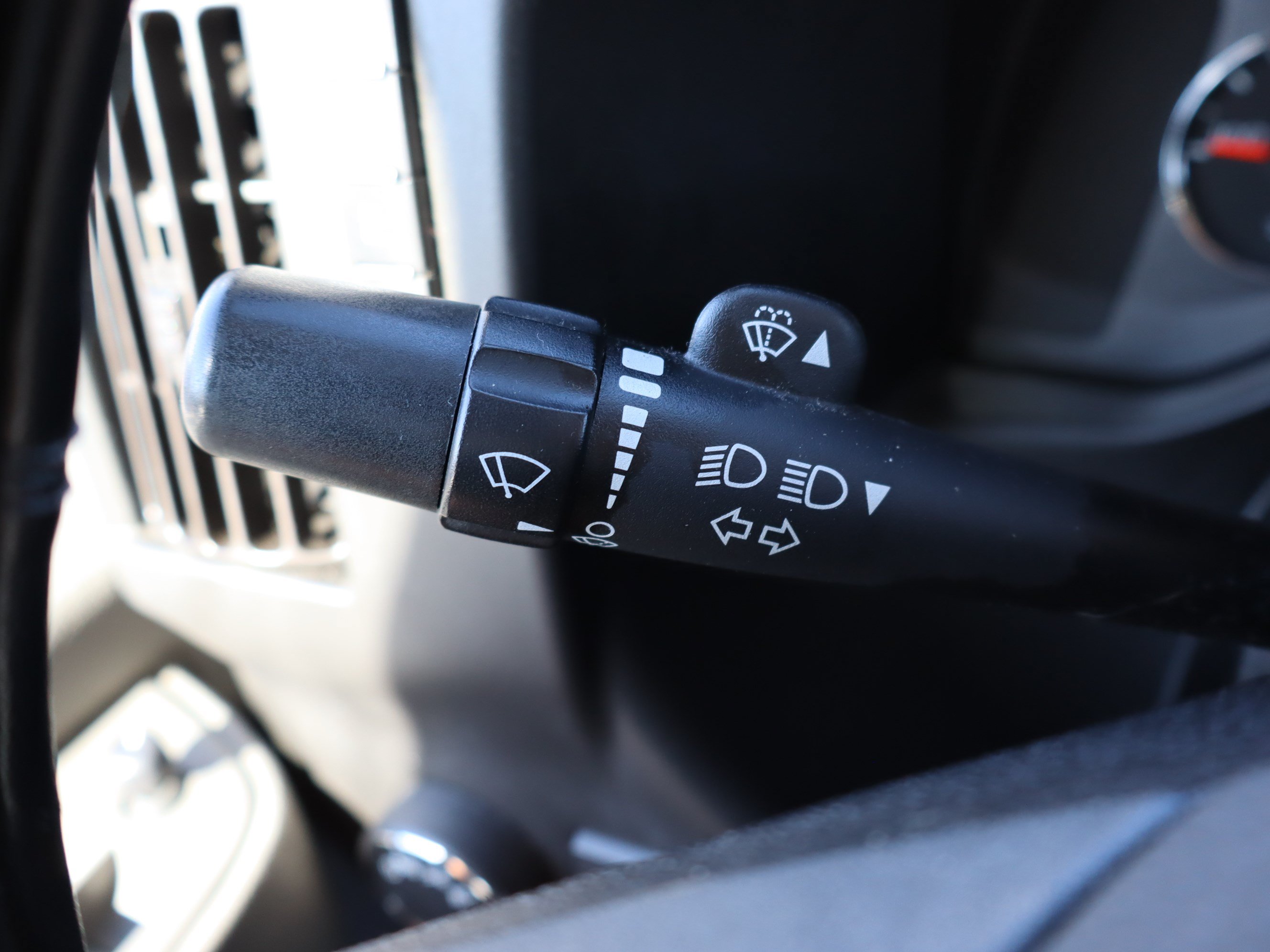 Used 2020 Chevrolet Express 3500 LT w/ LT Preferred Equipment Group RWD image 23